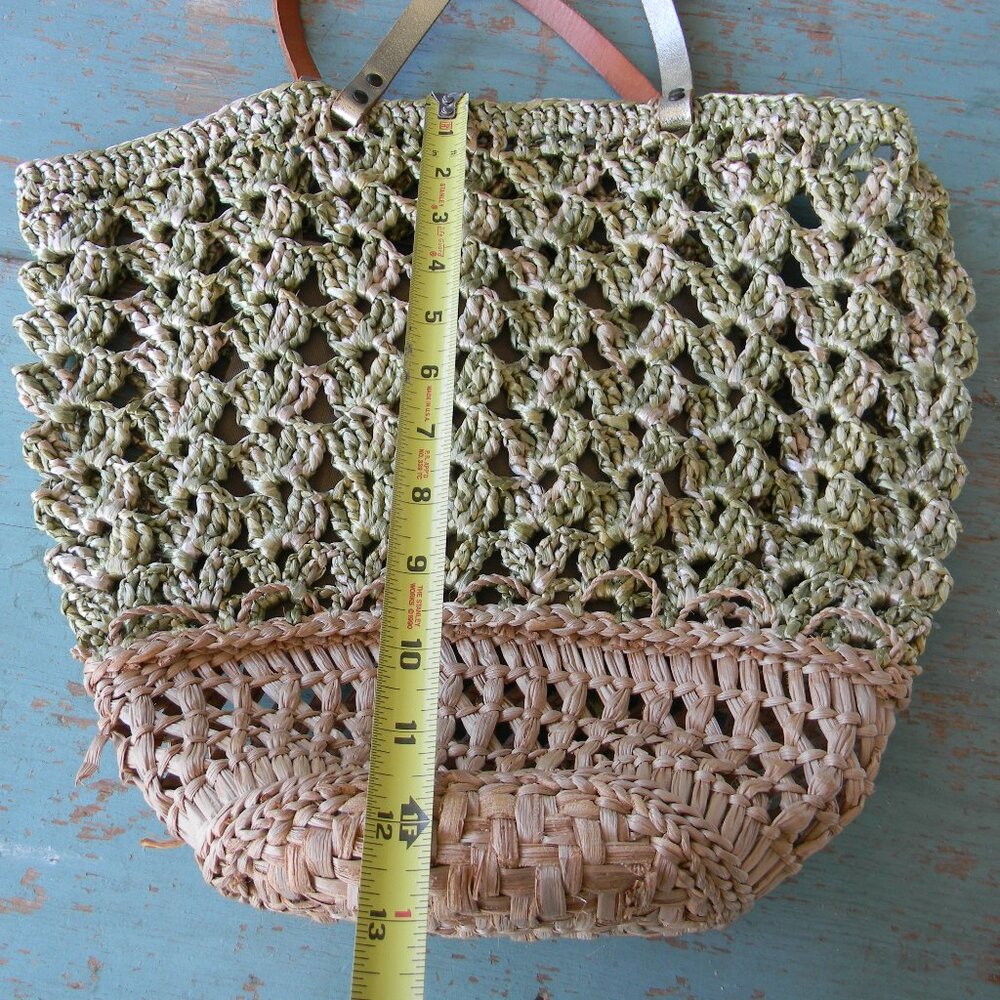 Gabriela Vlad GREEN/TAN WICKER STRAW BUCKET BAG SUMMER BOHO LEATHER TRIM - Picture 3 of 9